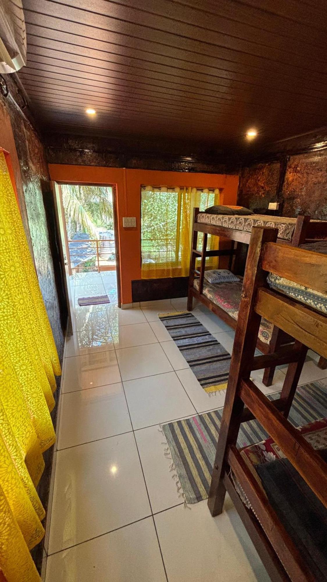 Hostelexp, Gokarna - A Slow-Paced Backpackers Community Eksteriør billede